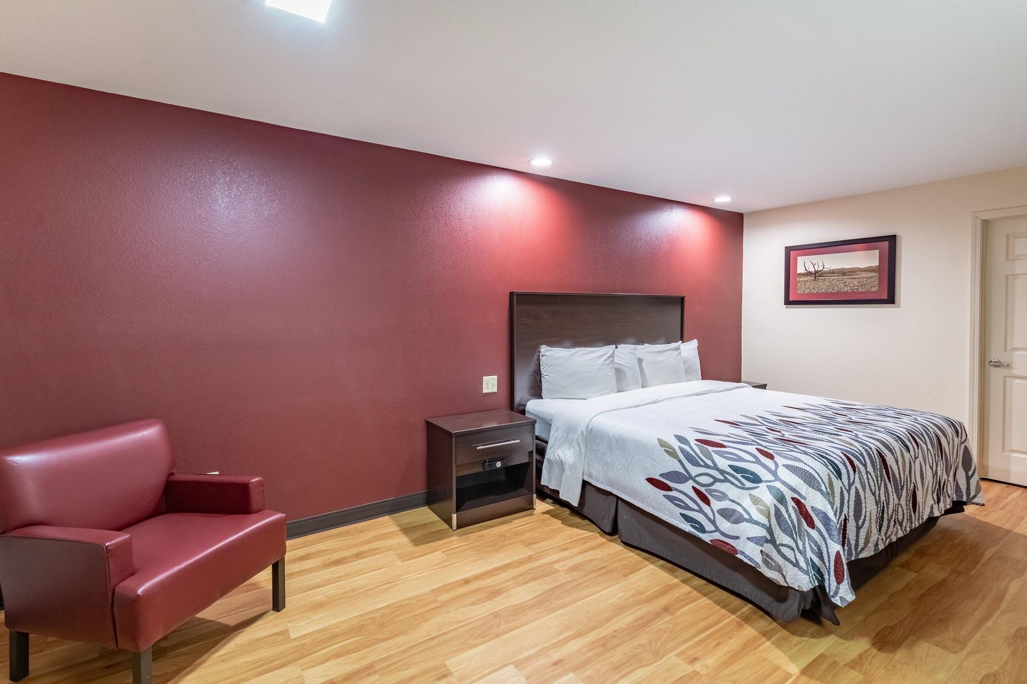 Red Roof Inn Buffalo, Tx Bagian luar foto