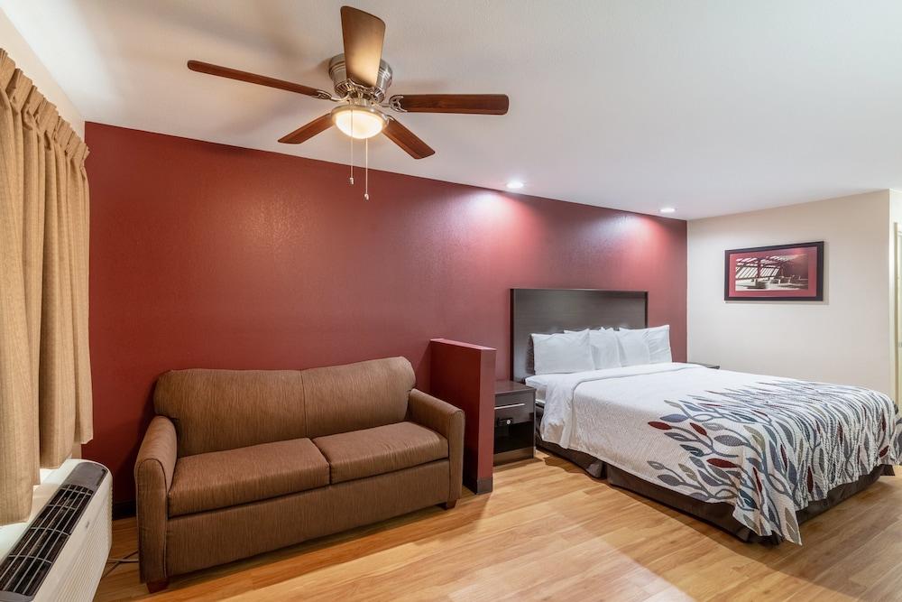 Red Roof Inn Buffalo, Tx Bagian luar foto